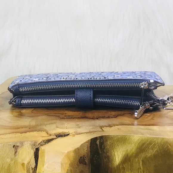 Michael Kors Jet Set Double Zip Floral Wristlet - Picture 6 of 8